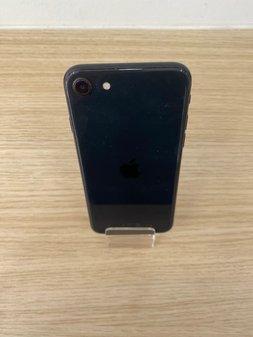 iPhone SE 2GN - 64 GO - Batterie 82 % - Grade A