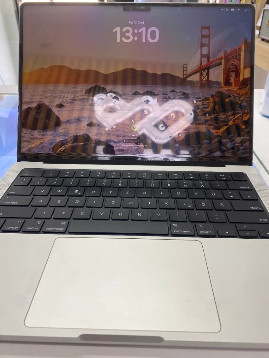 MacBook Pro 14 2021 QWERTY puce Apple M1 pro 500 GO-16 GO RAM